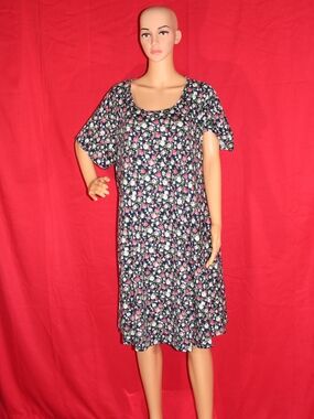 Flower print midi dress.